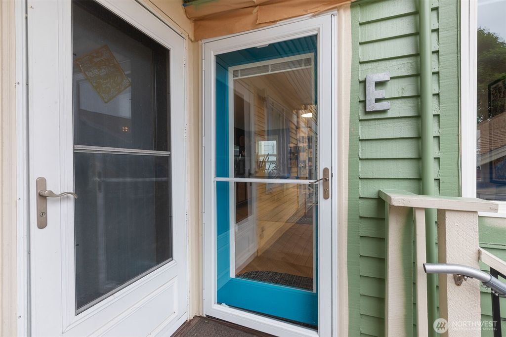 Photo of 2400 E Howell Street #E, Seattle, WA 98122 (MLS # 2536241)
