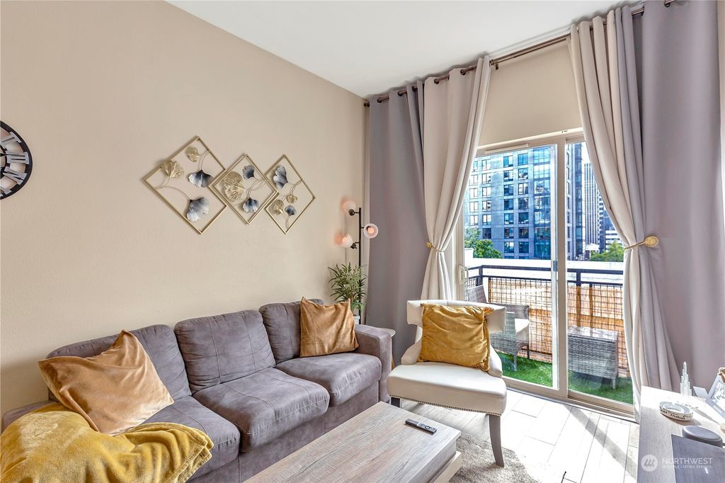 Photo of 1323 Boren Avenue #614, Seattle, WA 98101 (MLS # 2159841)