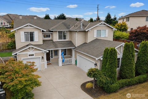 Photo of 5728 Hazel Loop SE, Auburn, WA 98092 (MLS # 2577370)