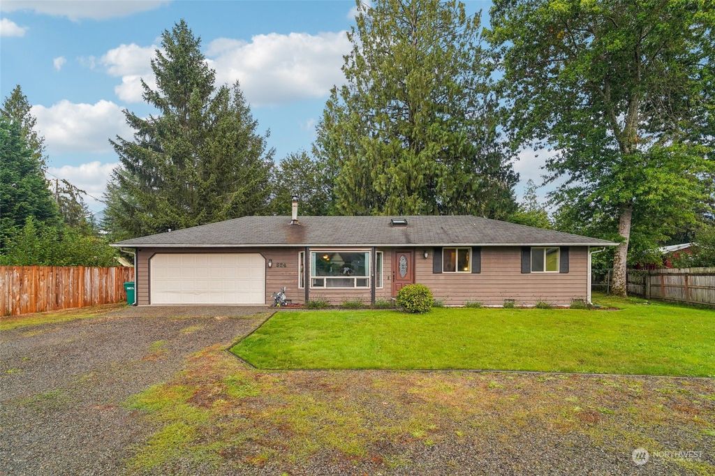 Photo of 824 Linda Avenue, Gold Bar, WA 98251 (MLS # 2288910)