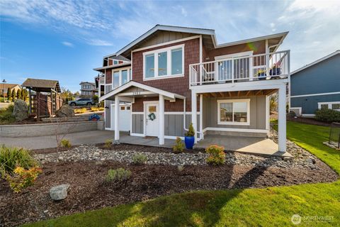 Photo of 3903 Isle Way, Anacortes, WA 98221 (MLS # 2499972)