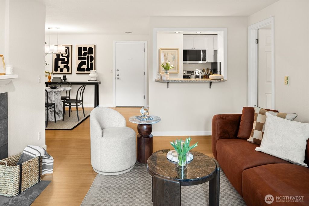 Photo of 5901 Phinney Avenue N #206, Seattle, WA 98103 (MLS # 2480369)