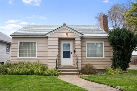 Photo of 105 E 4th Ave, Ritzville, WA 99169 (MLS # 2442127)