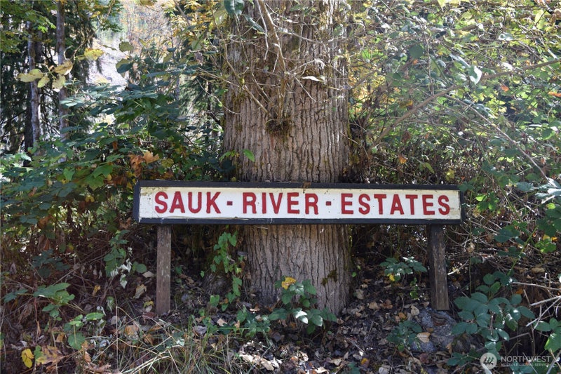 14833 Mountain View Lane