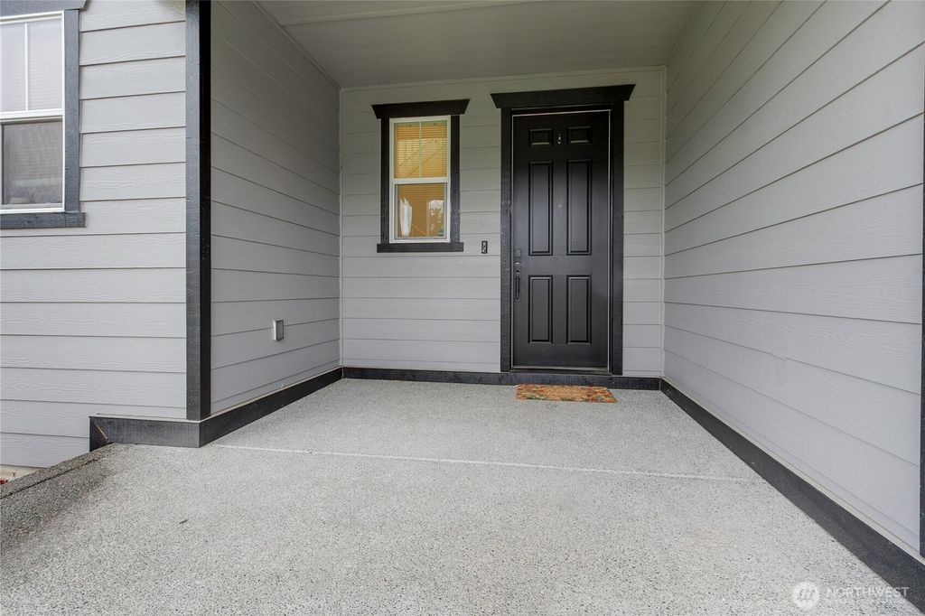 Photo of 13411 Liberty Place E, Puyallup, WA 98374 (MLS # 2529119)
