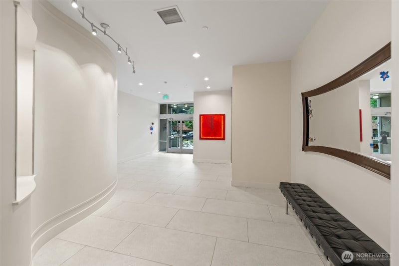 159 Denny Way 313