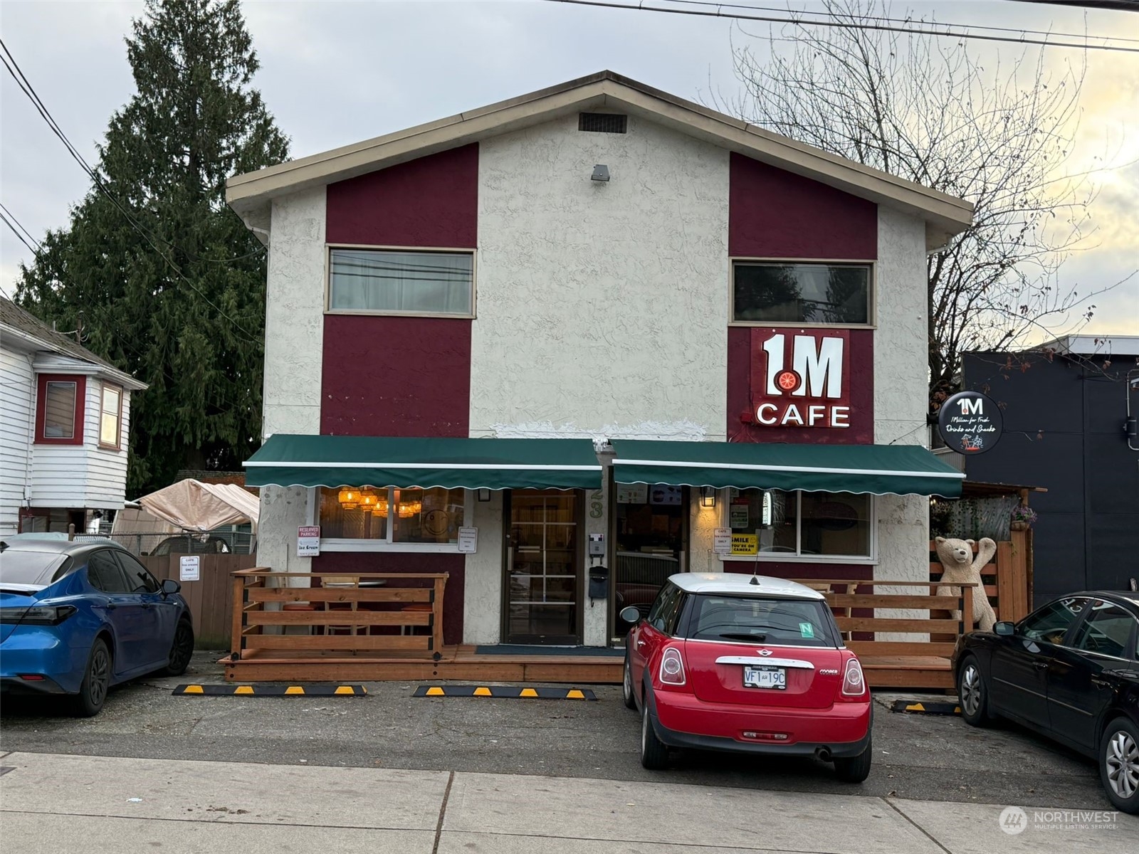 323 N 105th Street