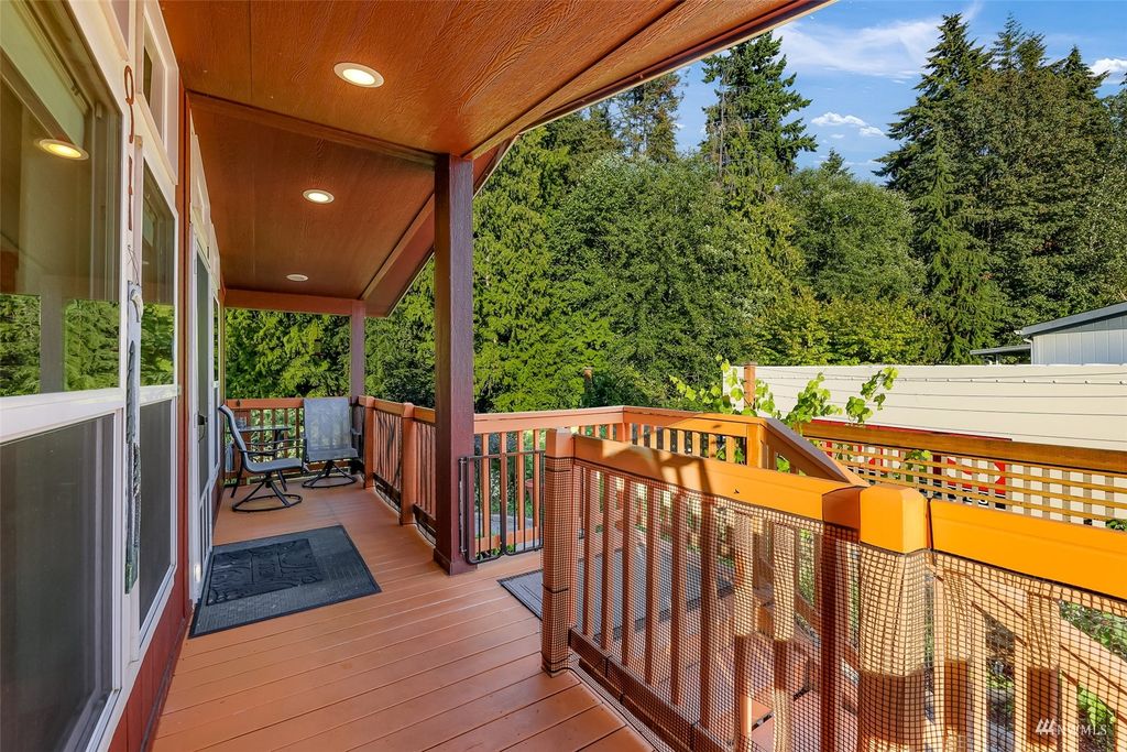 Photo of 5810 Fleming Street #84, Everett, WA 98203 (MLS # 1988773)