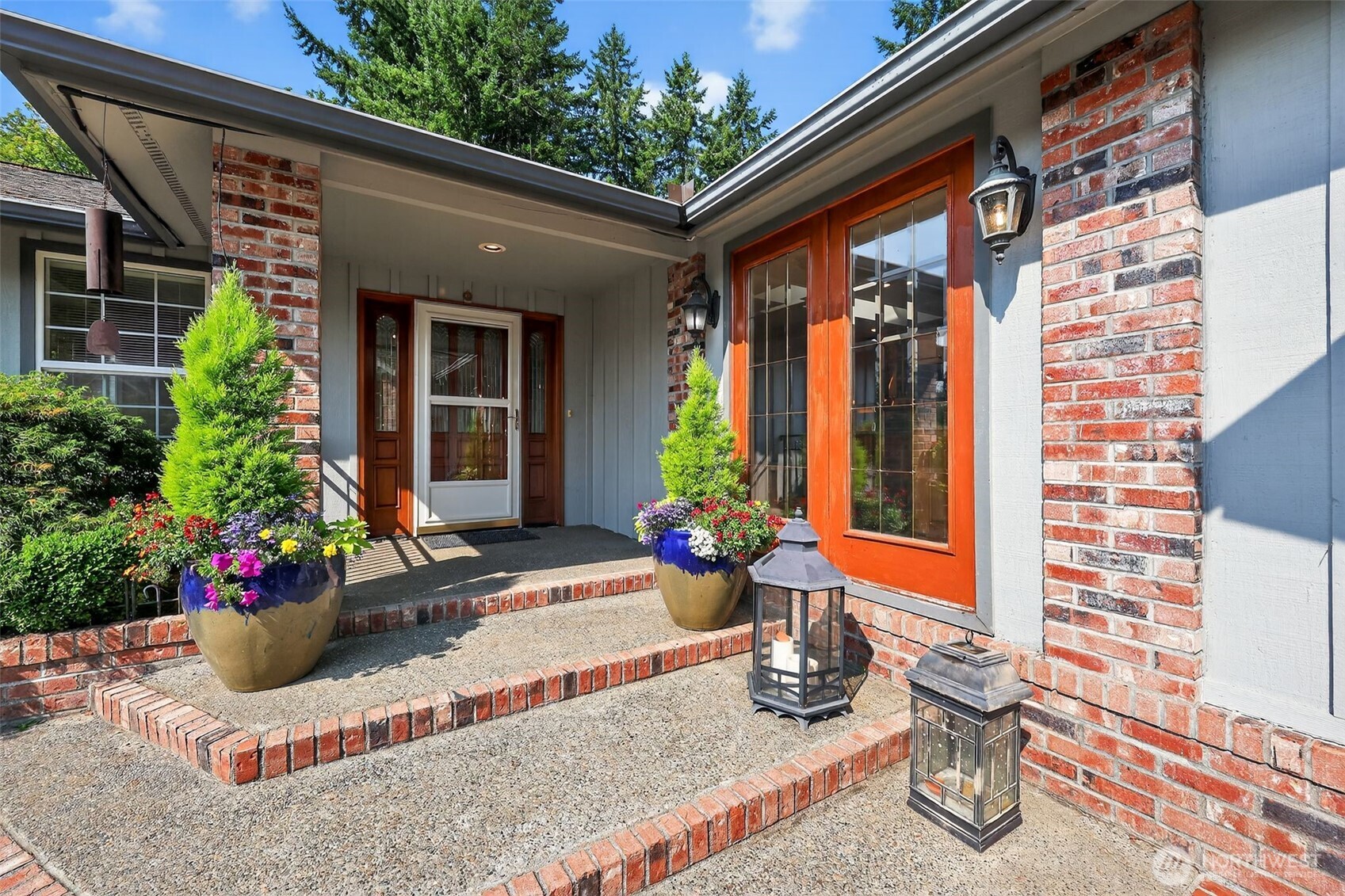 18525 Paulson Street SW