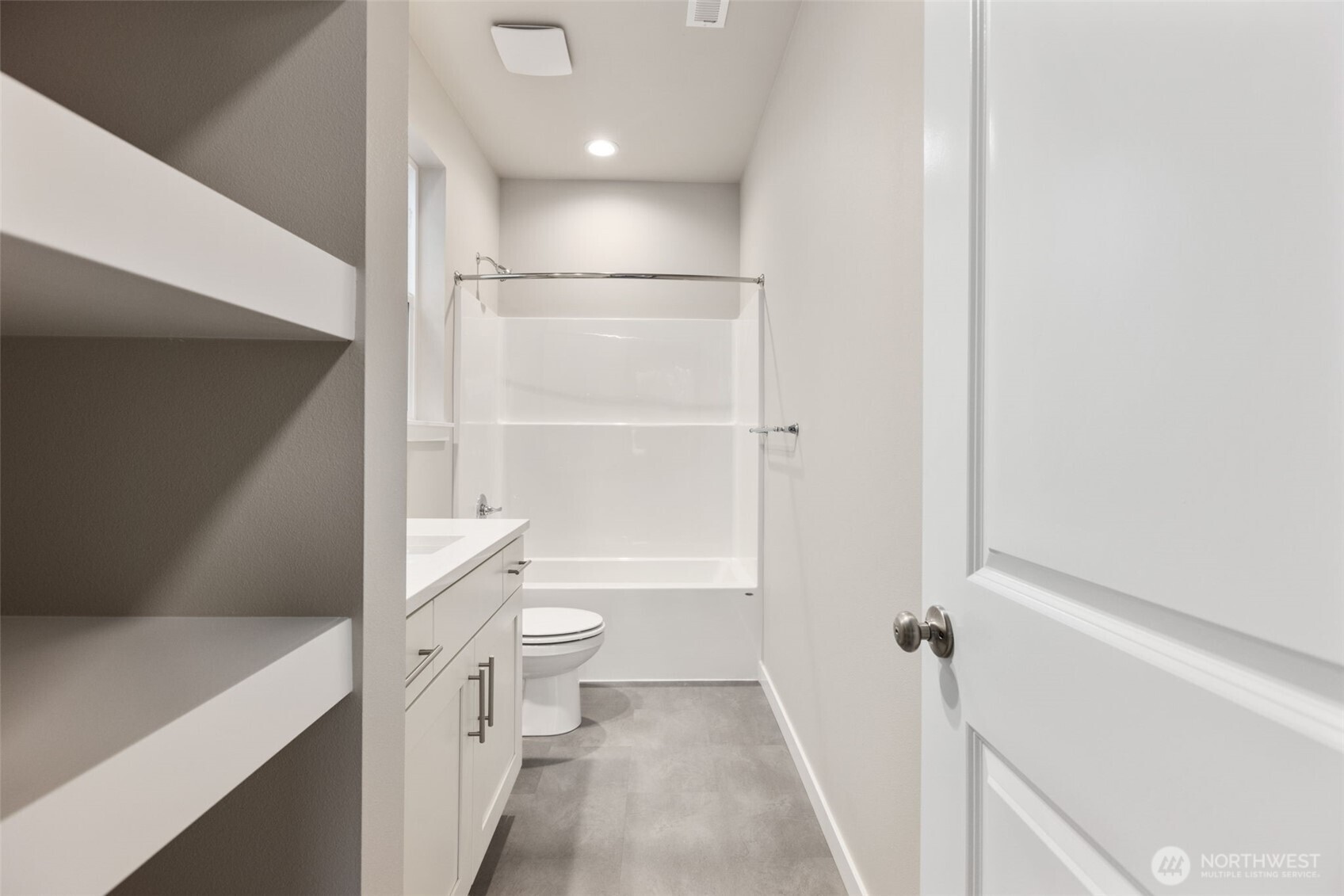 20213 148th Street E 609