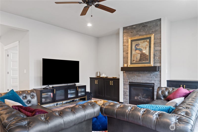 7401 174th Street Ct E
