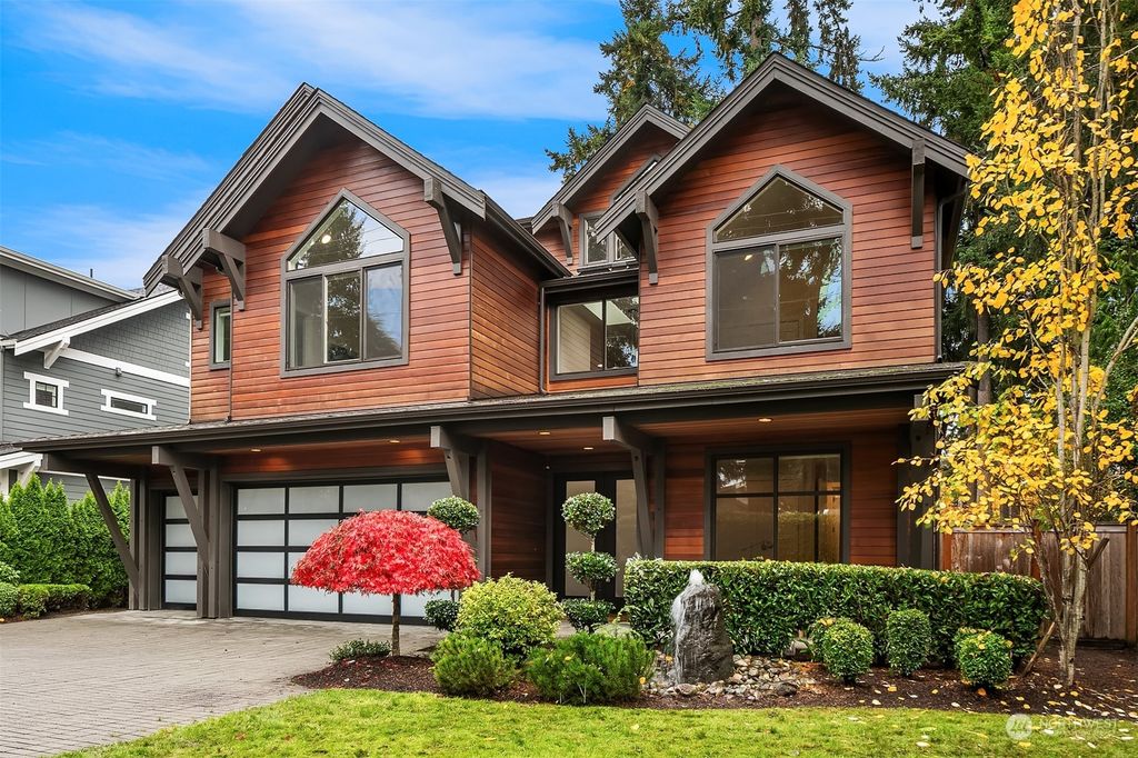 Photo of 3026 108th Avenue SE, Bellevue, WA 98004 (MLS # 2179621)