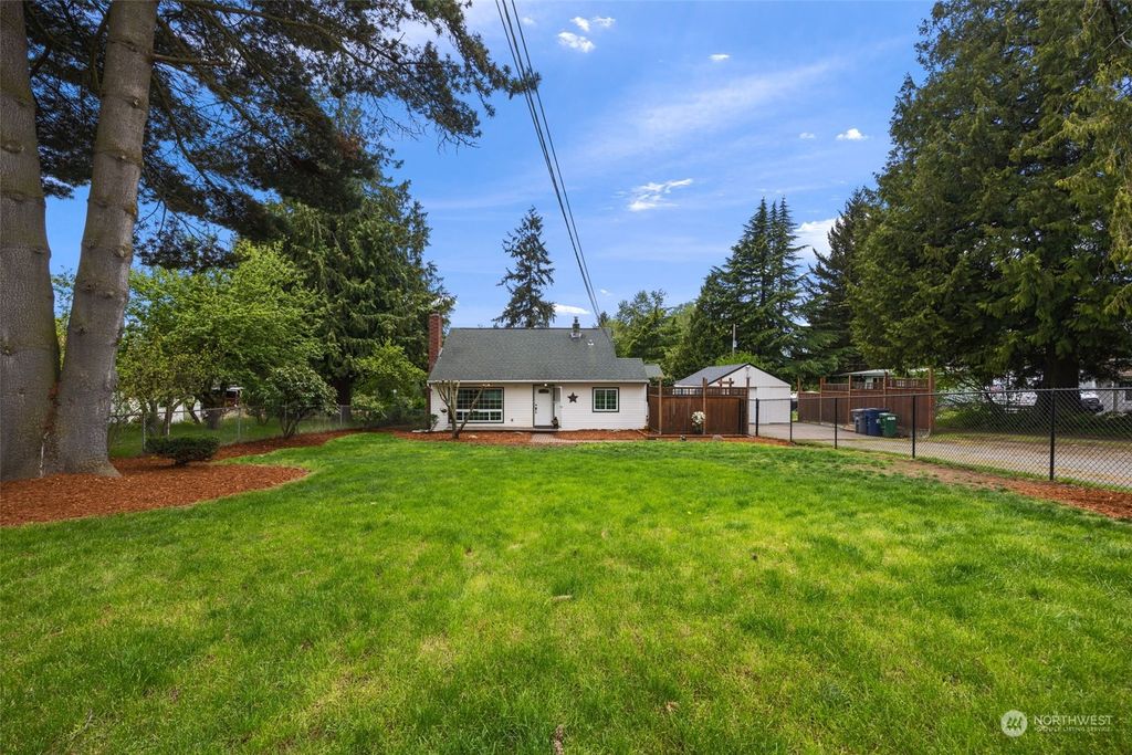 Photo of 13033 10th Avenue S, Burien, WA 98168 (MLS # 2231385)