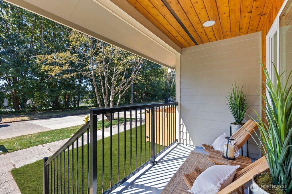 Photo of 8226 Meridian Avenue N, Seattle, WA 98103 (MLS # 2435944)