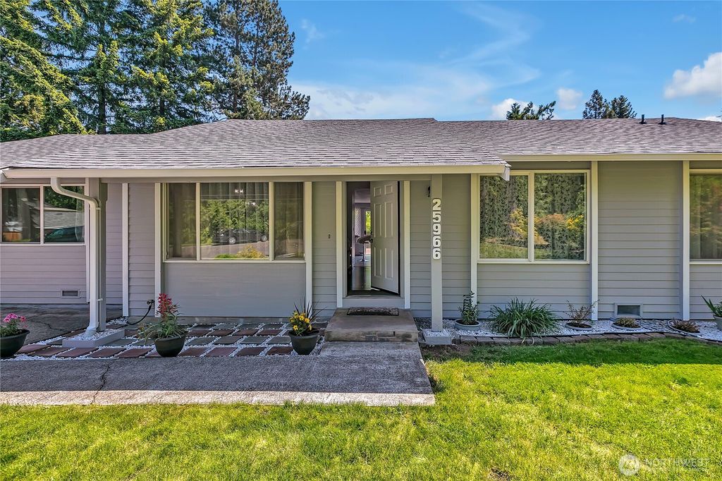 Photo of 25966 129th Avenue SE, Kent, WA 98030 (MLS # 2385802)