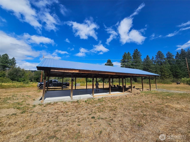 1 Little Creek RD
