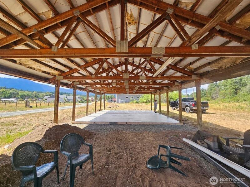 1 Little Creek RD