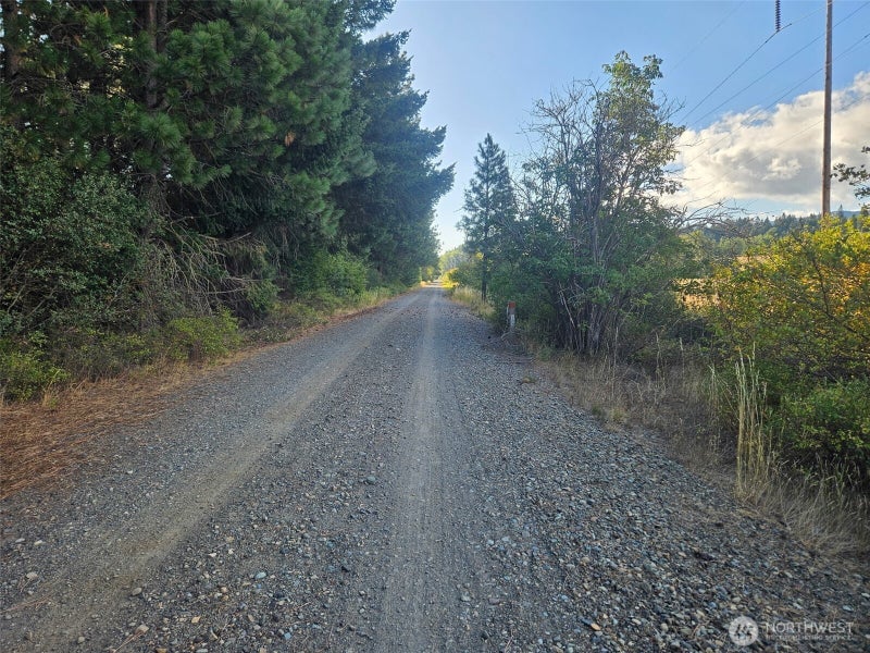 1 Little Creek RD