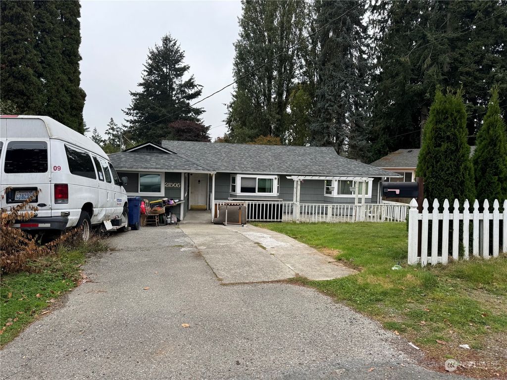 Photo of 21505 54th Place W, Mountlake Terrace, WA 98043 (MLS # 2317957)