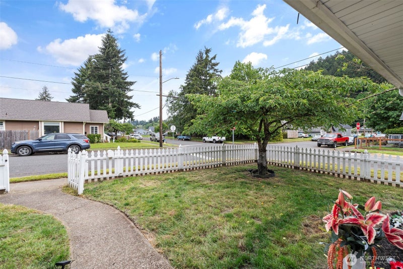 316 E Plum Street