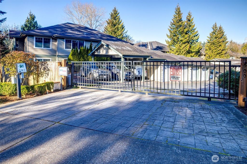 Photo of 1500 S 18th Street #H101, Renton, WA 98055 (MLS # 2464055)