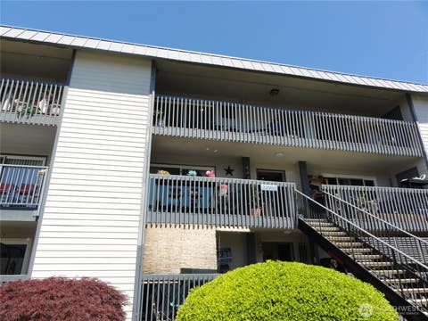Photo of 22993 Marine View Drive S #D306, Des Moines, WA 98198 (MLS # 2544175)