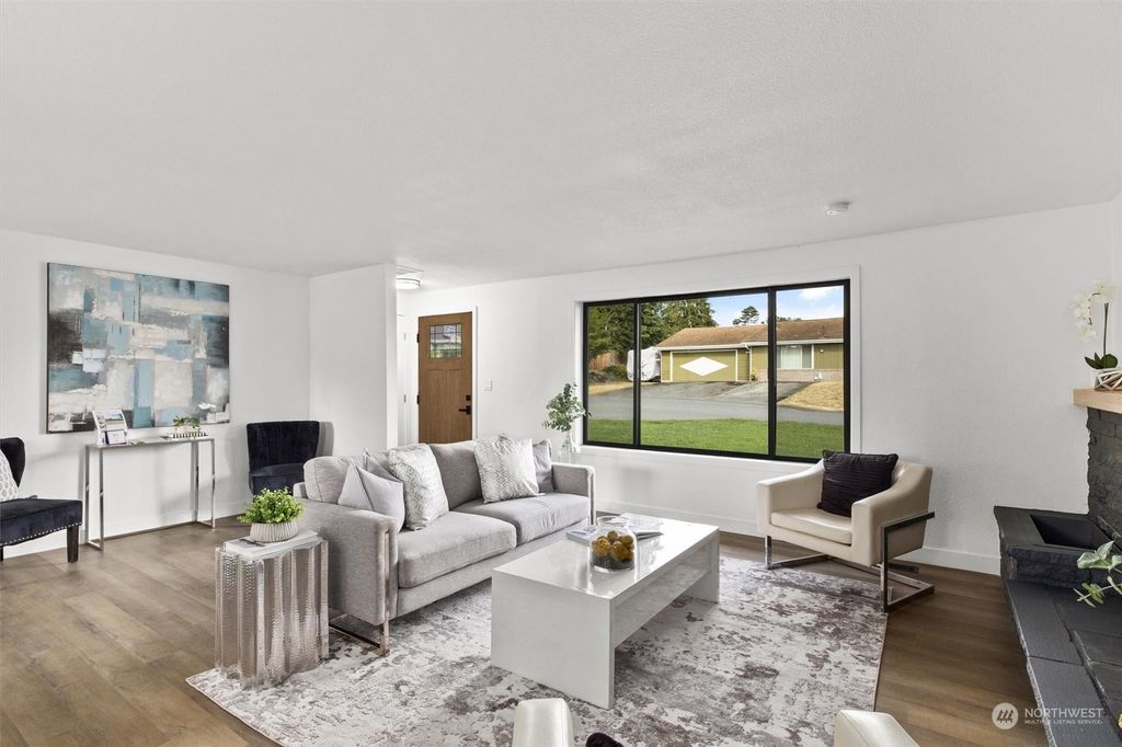 Photo of 21916 86th Place W, Edmonds, WA 98026 (MLS # 2307694)