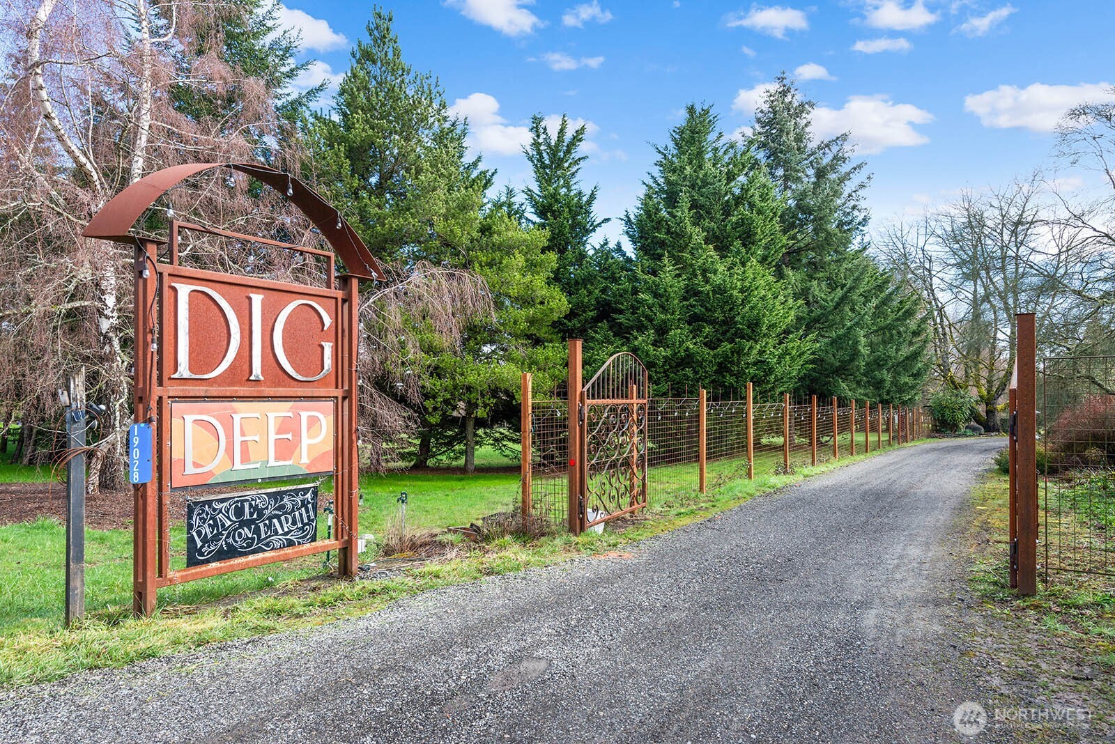 19028 Vashon Hwy SW
