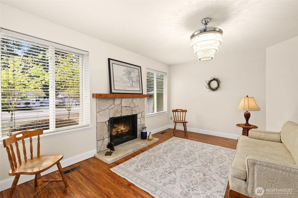 Photo of 12720 SE 318th Way, Auburn, WA 98092 (MLS # 2429726)