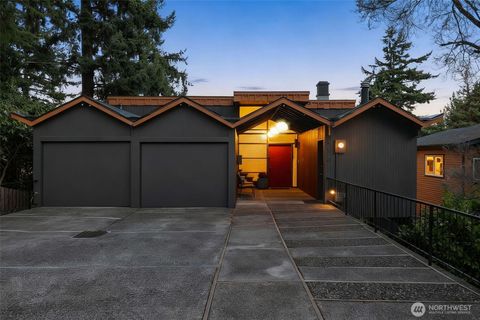 Photo of 6620 57th Avenue NE, Seattle, WA 98115 (MLS # 2453646)