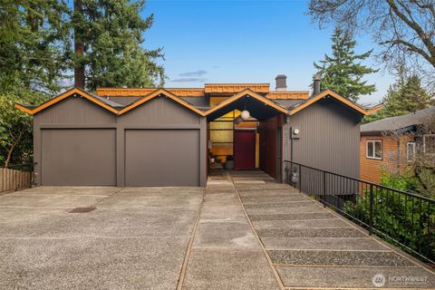 6620 57th Avenue NE Seattle WA 98115