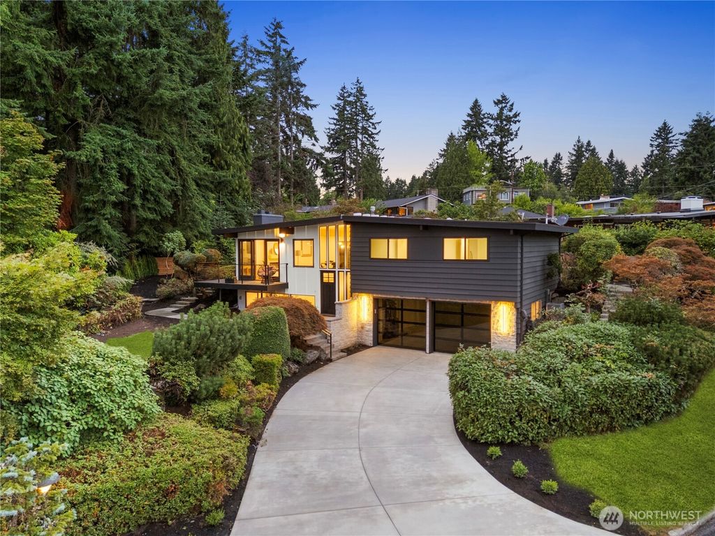 Photo of 351 167th Avenue NE, Bellevue, WA 98008 (MLS # 2402459)