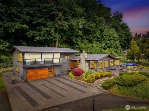 Photo of 3720 N Waterview Street, Tacoma, WA 98407 (MLS # 2526047)
