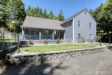 Photo of 36 Westview Drive, Hoquiam, WA 98550 (MLS # 2563185)