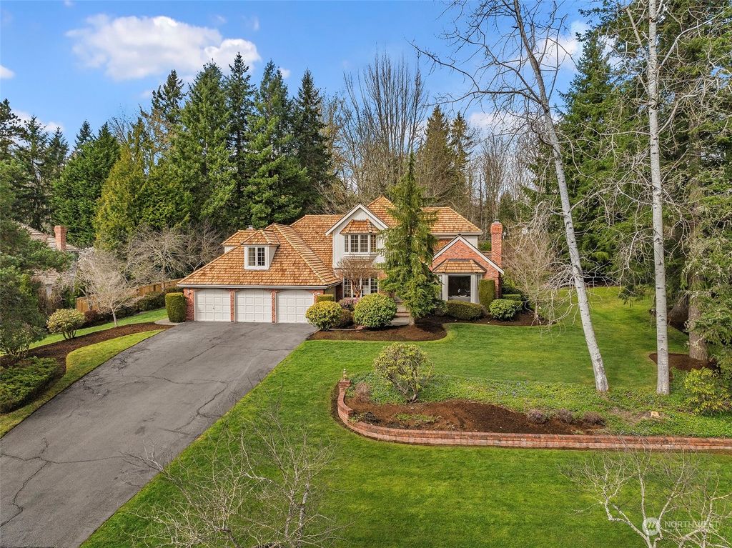 Photo of 22024 NE 66th Place, Redmond, WA 98053 (MLS # 2211878)