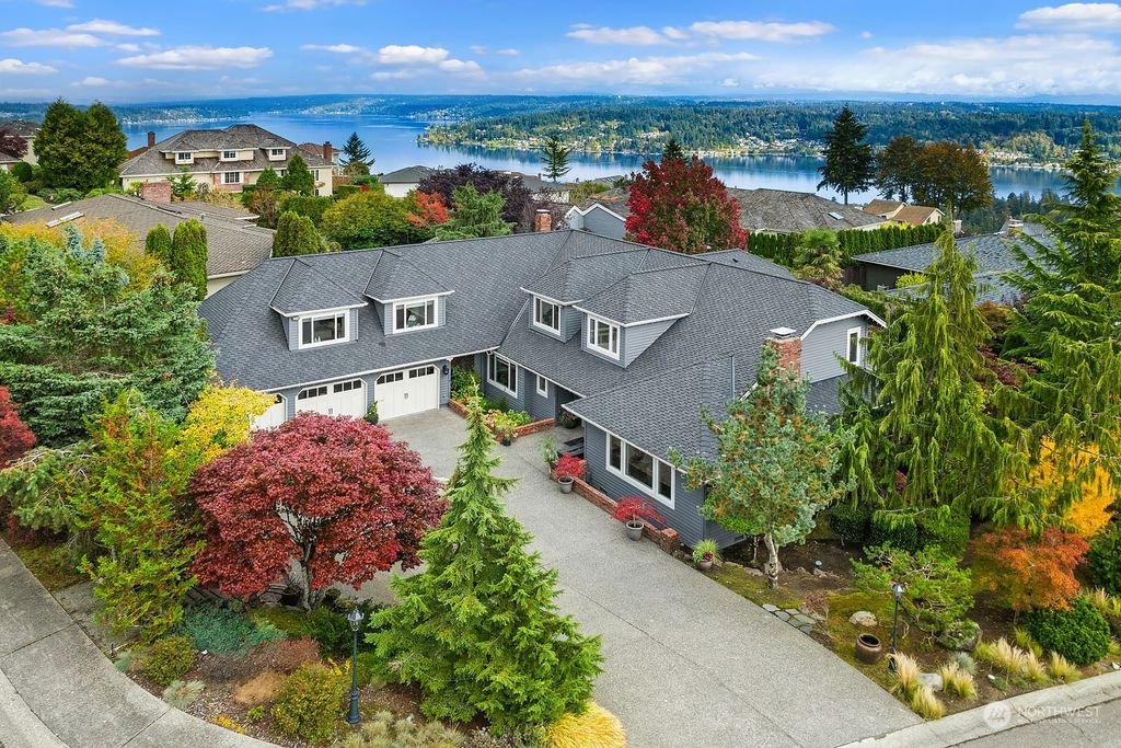 Photo of 4642 176th Avenue SE, Bellevue, WA 98006 (MLS # 2302615)
