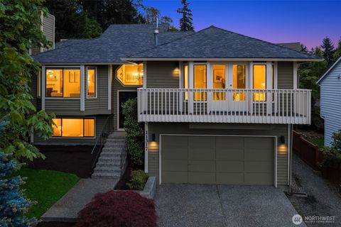 Photo of 11317 SE 77th Place, Newcastle, WA 98056 (MLS # 2512083)