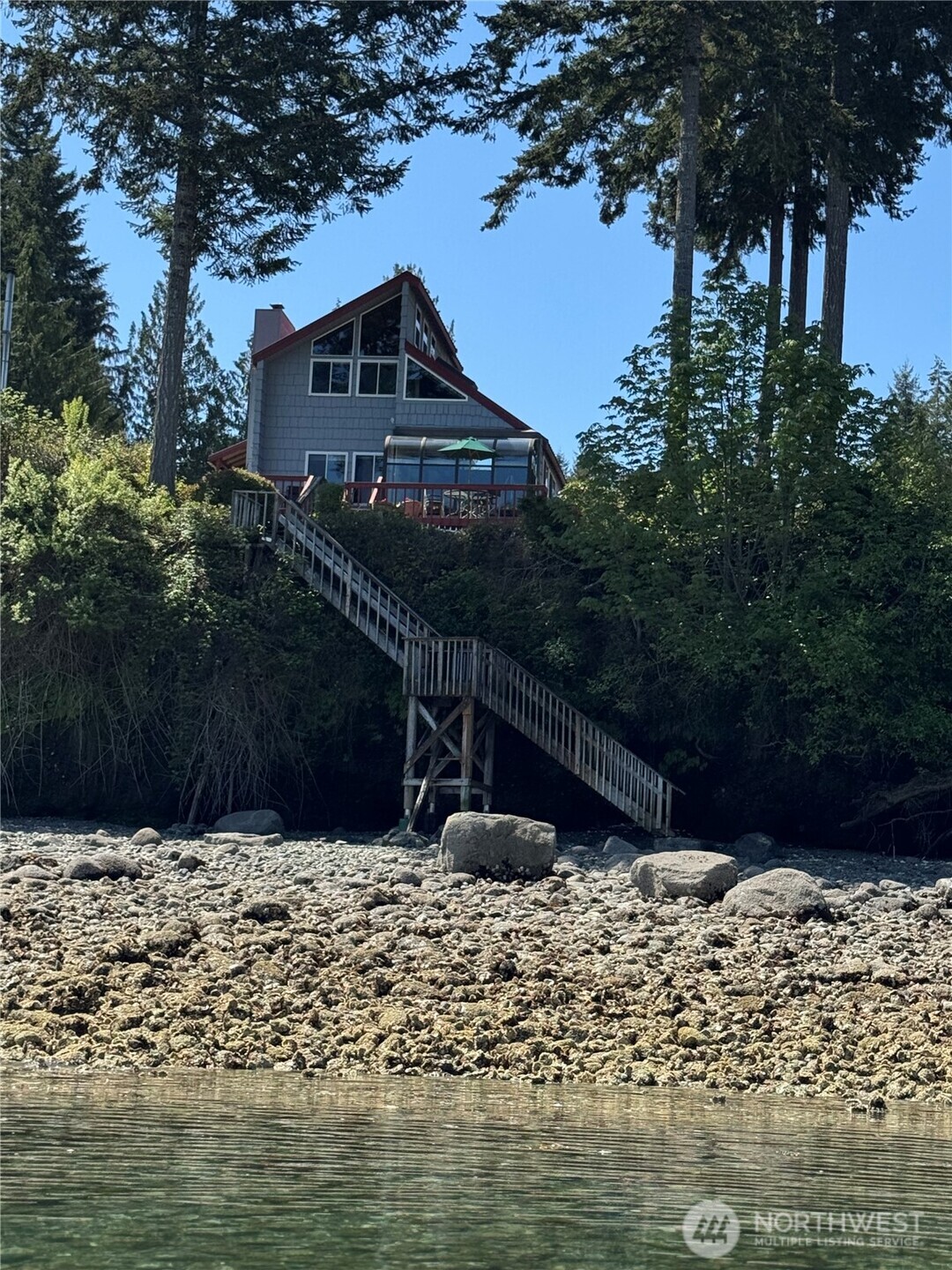 810 Rhododendron Lane