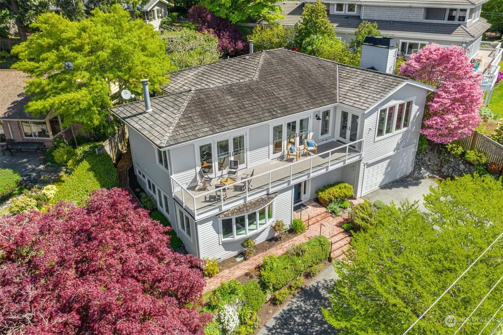 Photo of 11151 Champagne Point Road NE, Kirkland, WA 98034 (MLS # 2232771)