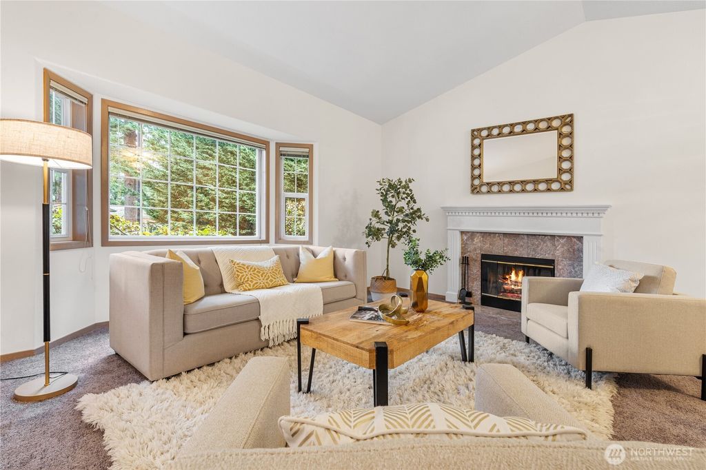 Photo of 13033 25th Avenue NE, Seattle, WA 98125 (MLS # 2483093)