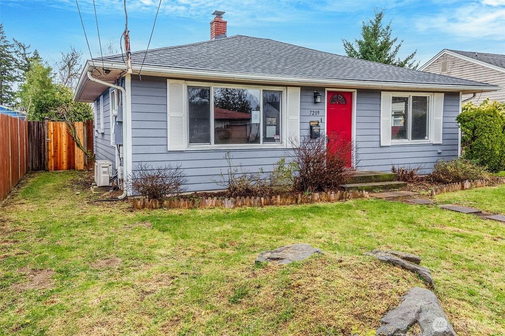 Photo of 7209 S Bell Street, Tacoma, WA 98408 (MLS # 2474908)