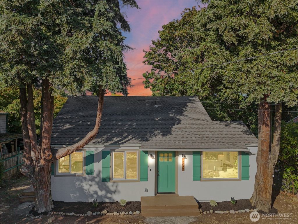 Photo of 12077 75th Avenue S, Seattle, WA 98178 (MLS # 2441270)