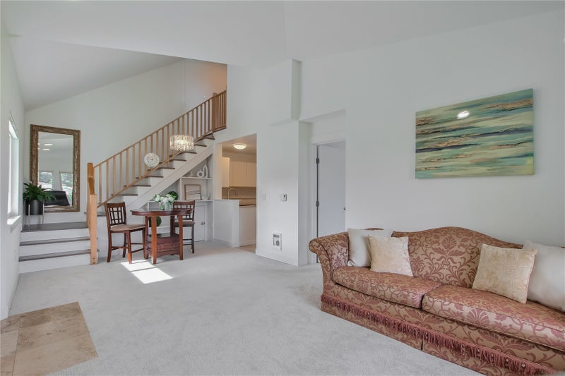 11130 SE 208th St M-202