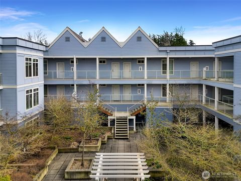 Photo of 910 Gladstone Street #205, Bellingham, WA 98229 (MLS # 2459093)