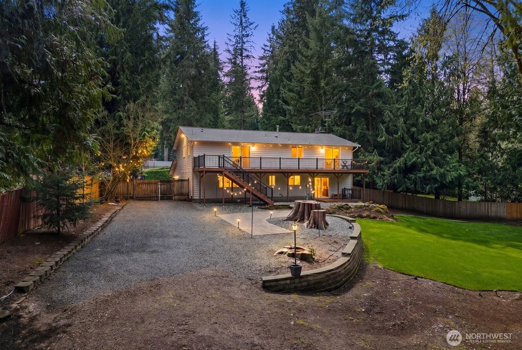 Photo of 15532 187th Avenue NE, Woodinville, WA 98072 (MLS # 2510836)