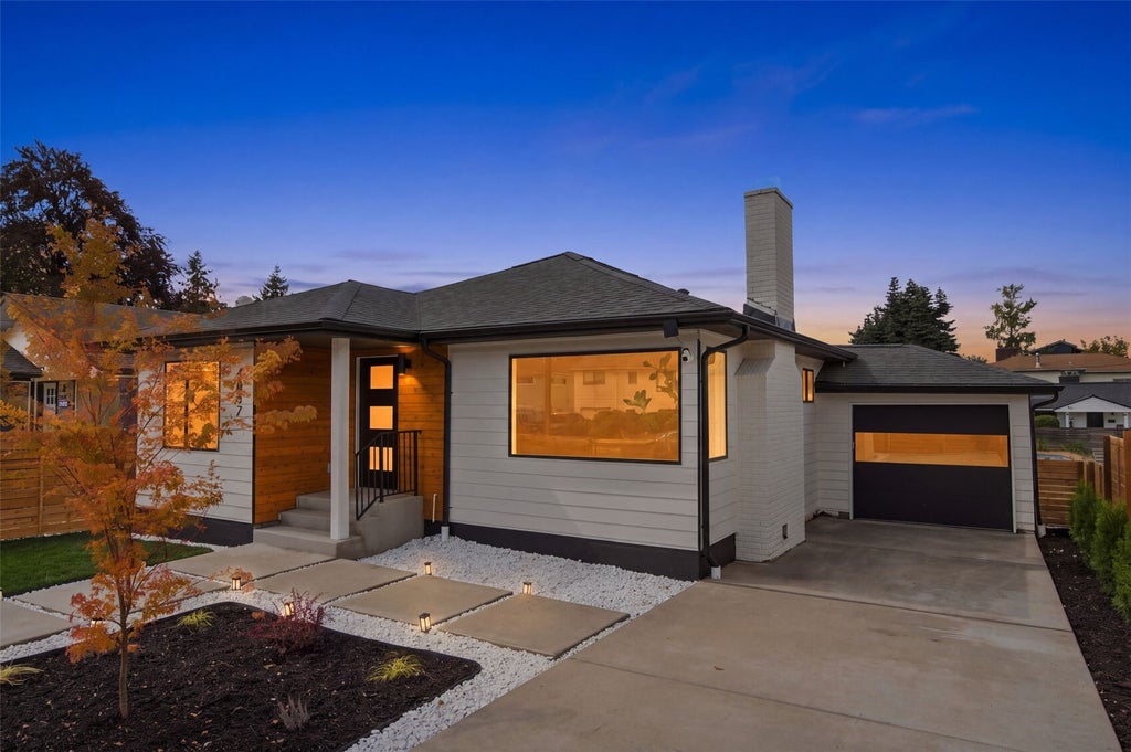 Photo of 4807 15th Avenue S, Seattle, WA 98108 (MLS # 2595454)