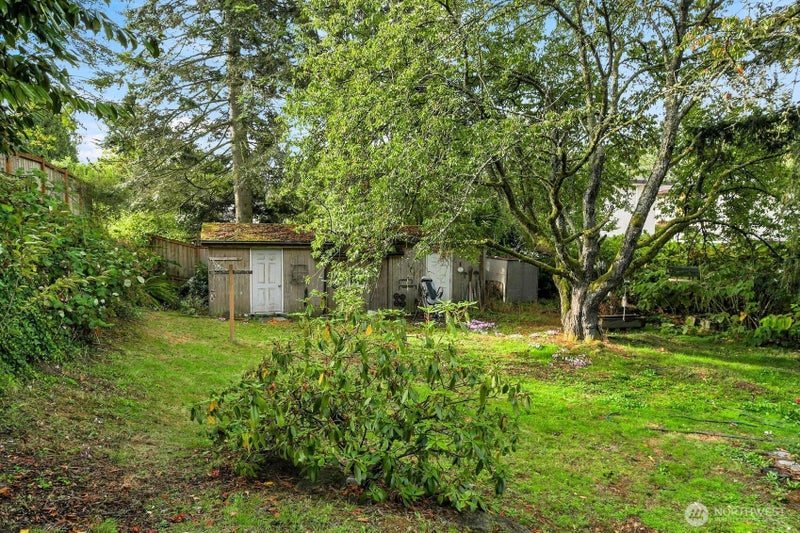 317 N 138th Street