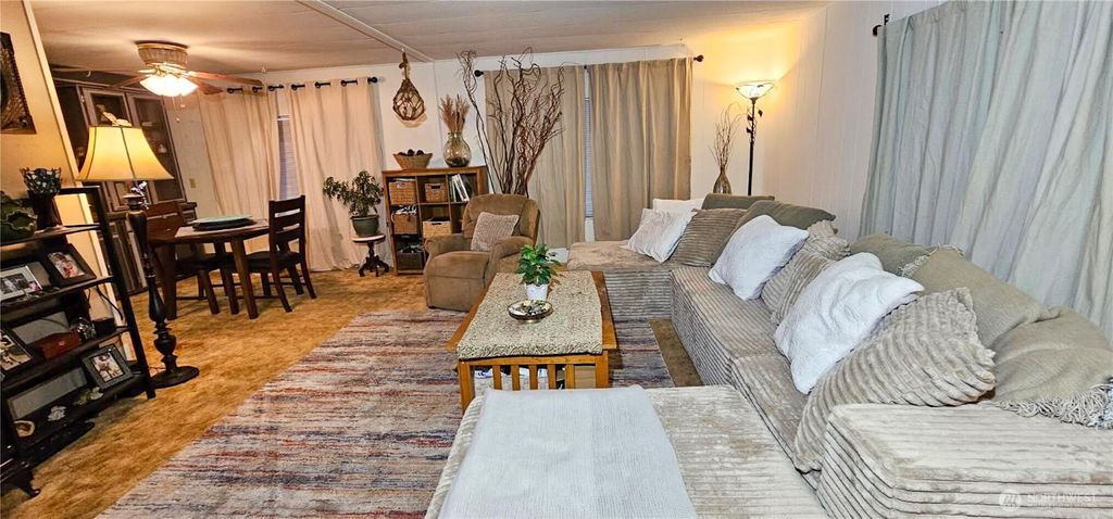 Photo of 1540 Maple Lane Ln #29, Kent, WA 98030 (MLS # 2473096)