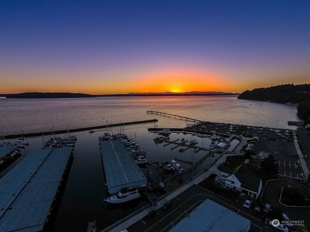 Photo of 22315 6th Avenue S #A204, Des Moines, WA 98198 (MLS # 2164416)
