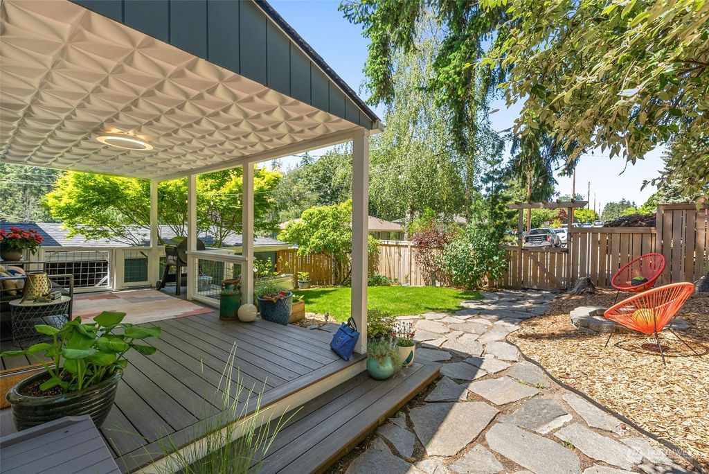 Photo of 4452 SW Kenyon Place, Seattle, WA 98136 (MLS # 2246002)